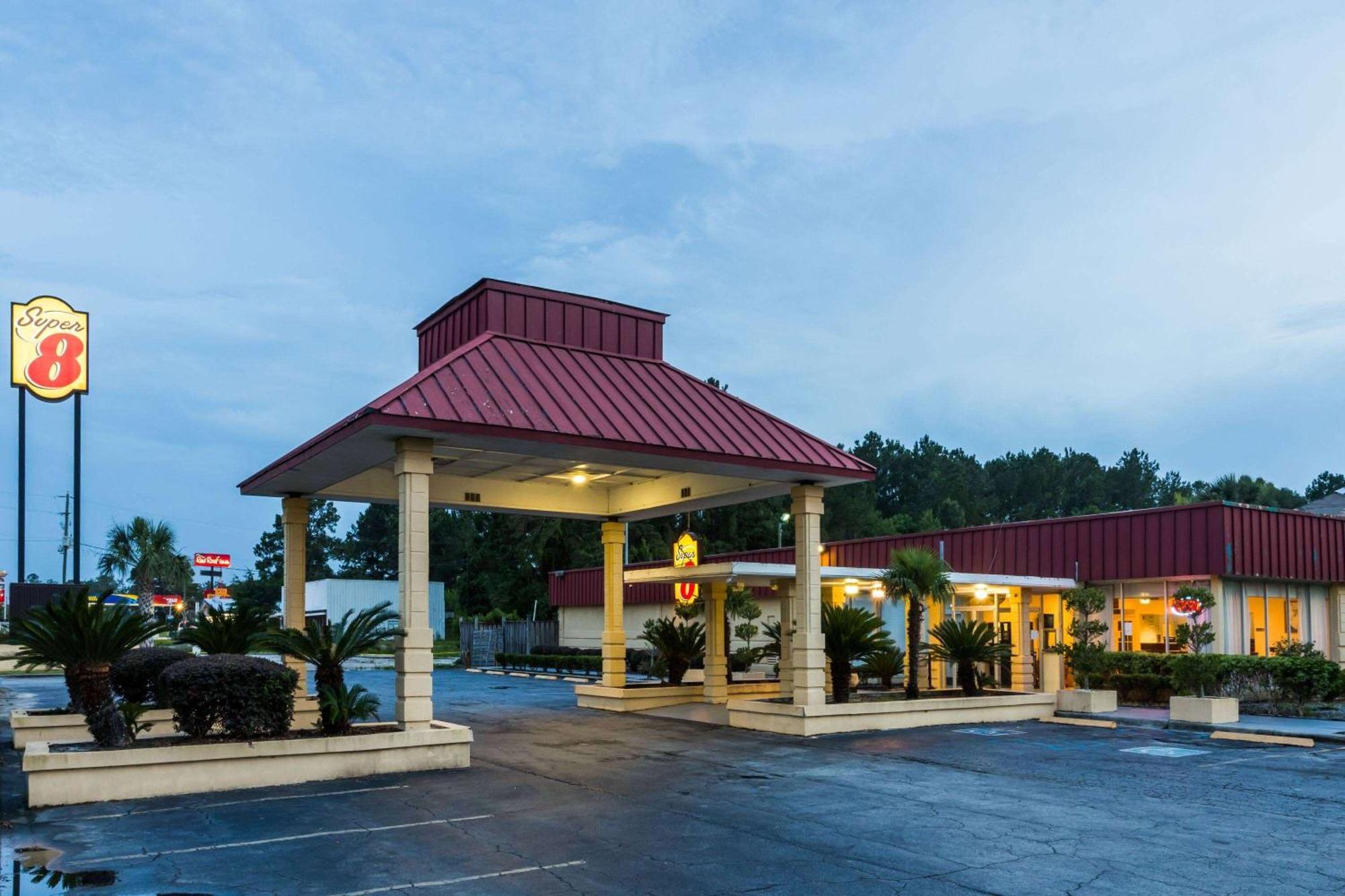 Super 8 By Wyndham Hardeeville - Savannah North Kültér fotó